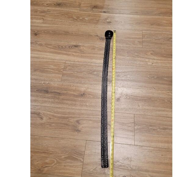 DKNY Leather Studded Belt Women's Sz Large 43"L Boho Edgy Chic - Picture 9 of 11